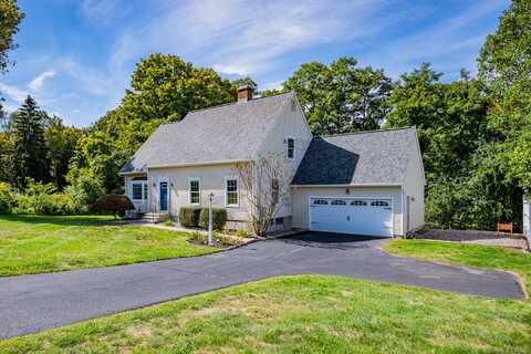 15 Chatham Fields Road, East Hampton, CT 06424