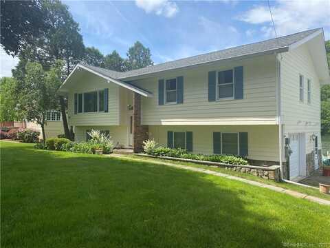 17 Pinewood Shores, Sherman, CT 06784