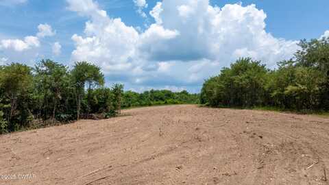 555 New Era Bluff Road, Linden, TN 37096