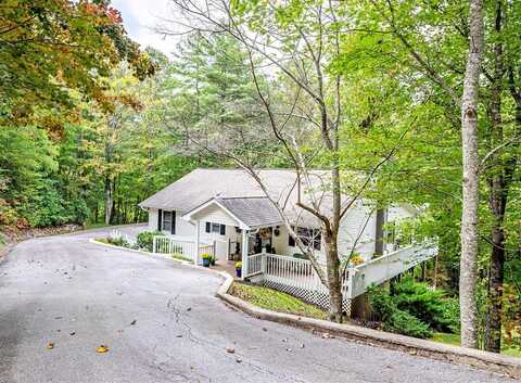 300 Maclor Forest Road, Franklin, NC 28734