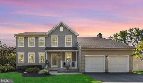 24 KARENA LANE, LAWRENCE TOWNSHIP, NJ 08648