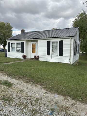 210 N Wayne Street, Van Buren, IN 46991