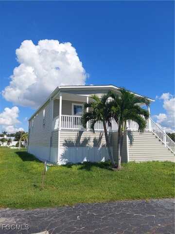 44 Dogwood Way, Fort Myers, FL 33908
