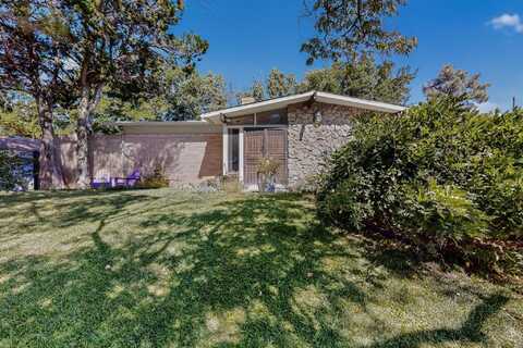 11501 GOLDEN GATE Avenue NE, Albuquerque, NM 87111