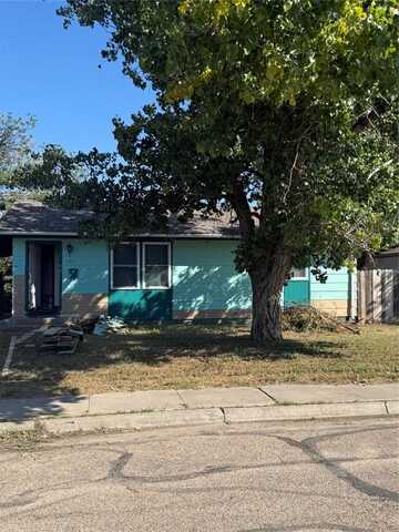 1811 Kello Street, Garden City, KS 67846