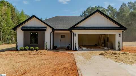 426 N Palmetto Street, Liberty, SC 29657