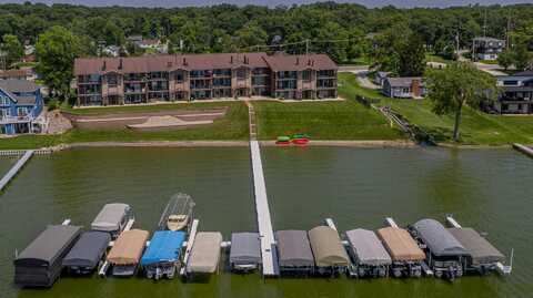 8125 Lake Shore Drive, Cedar Lake, IN 46303