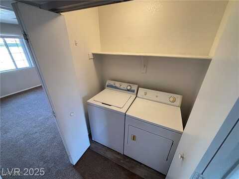 8410 Eldora Avenue, Las Vegas, NV 89117