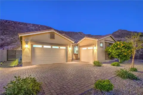 420 Oakey Crest Ridge Street, Henderson, NV 89012