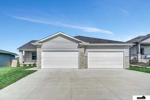 7720 Jimmie Avenue, Lincoln, NE 68516