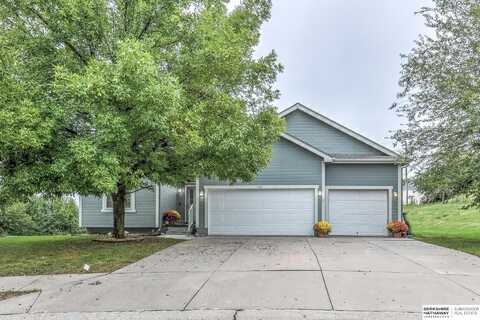 5141 N 159 Circle, Omaha, NE 68116