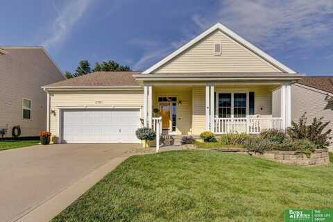 7712 N 107 Street, Omaha, NE 68122