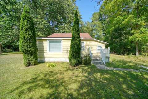 48000 Wear Road, Belleville, MI 48111