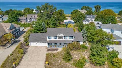 51113 Main Drive, New Buffalo, MI 49117