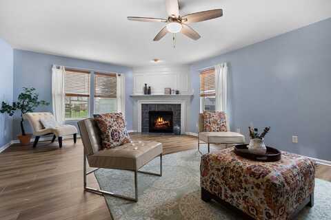 47161 Bayview Court, Canton, MI 48188