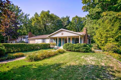 13639 Lakeshore Drive, Grand Haven, MI 49417