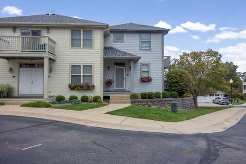 201 Garden Terrace Terrace, Douglas, MI 49406