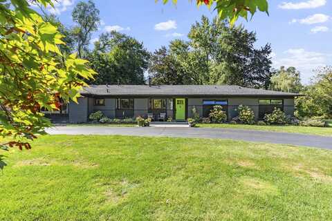 4860 Tullamore Drive, Bloomfield Hills, MI 48304