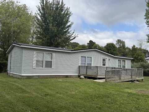 6685 Black Lake Road, Eau Claire, MI 49111