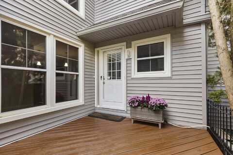 23077 Farmington Road, Farmington, MI 48336