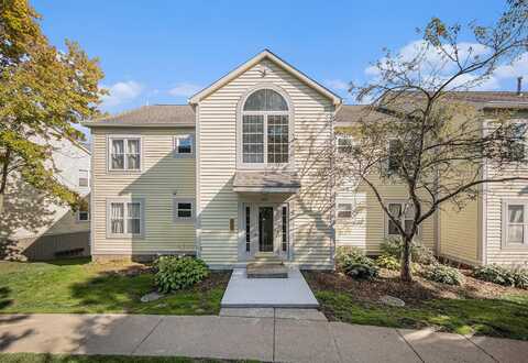 2221 S Huron Parkway, Ann Arbor, MI 48104
