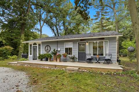 10995 Basswood Drive, New Buffalo, MI 49117
