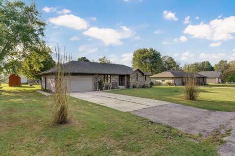 119 N Oak Grove Street, Marshfield, MO 65706