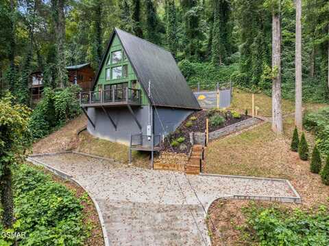 510 Wild Ivy Way, Gatlinburg, TN 37738