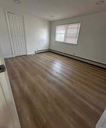 56 Clark St, Lodi, NJ 07644