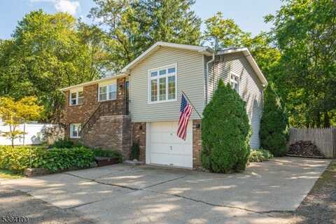 4 Ikes Ln, Netcong, NJ 07857