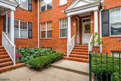 594 Middlesex Ave, Metuchen, NJ 08840