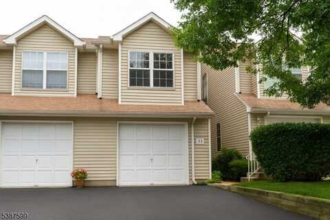 7 Mariano Ct, Franklin, NJ 08873