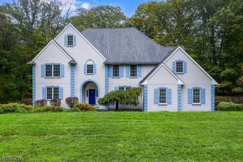 47 Stonehedge Dr, Hardyston, NJ 07460