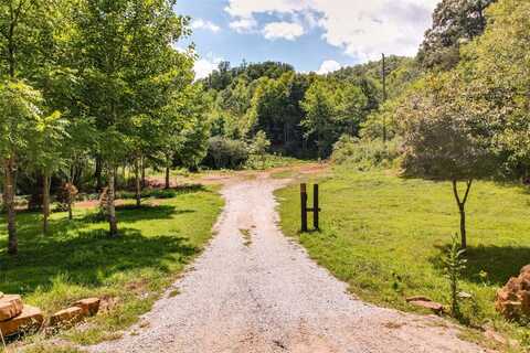 4092 Rose Creek Road, Franklin, NC 28734