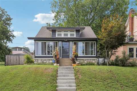 352 N Van Brunt Boulevard, Kansas City, MO 64123