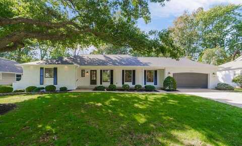 8326 Maple Lane, Overland Park, KS 66207