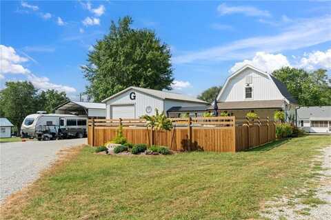 604 S Daviess Street, Gallatin, MO 64640