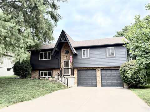 2112 SE 3rd Street, Lees Summit, MO 64063