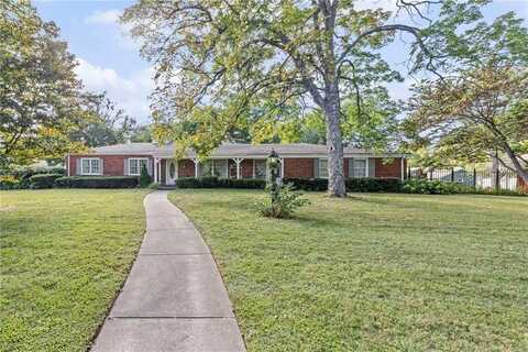1203 8th Street, Baldwin City, KS 66006
