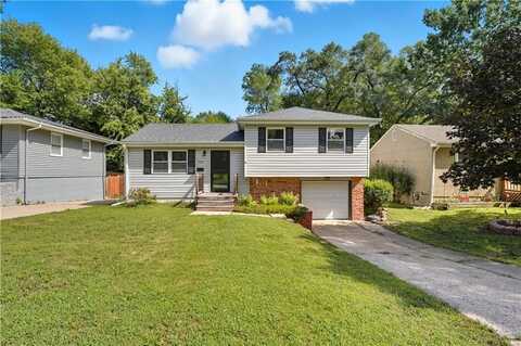 4729 N BRISTOL Avenue, Kansas City, MO 64117