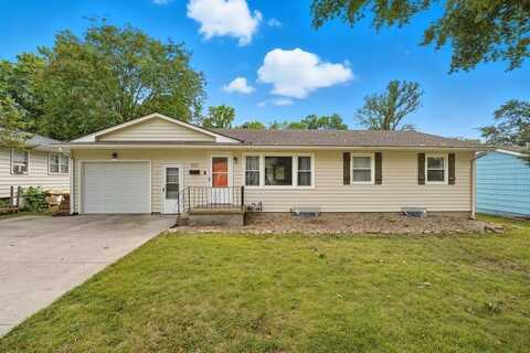 907 SW Lea Drive, Lees Summit, MO 64081