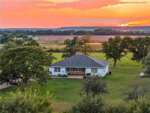 8450 Decatur Road, Fredonia, KS 66736