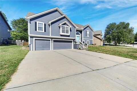 10744 N Laurel Avenue, Kansas City, MO 64157