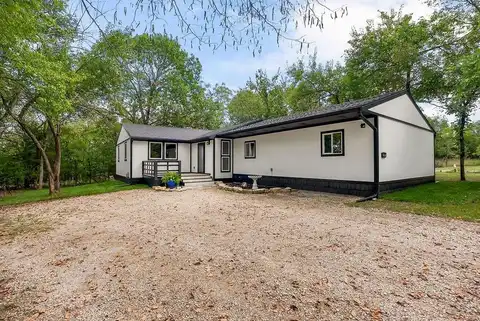 46 Silver Lane, Linn Valley, KS 66040
