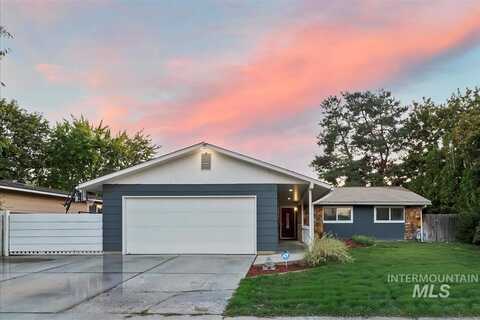 1929 N Crestmont Dr, Meridian, ID 83646