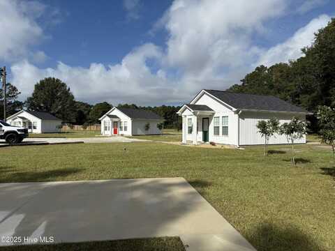 503 Pecan Tree Lane, Jacksonville, NC 28540