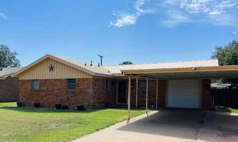 1208 6th Street, Shallowater, TX 79363