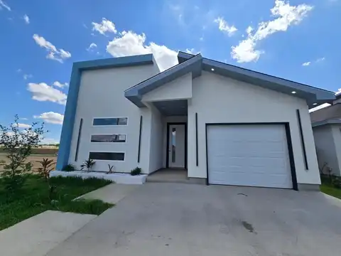 219 Lusitano Dr., Laredo, TX 78046