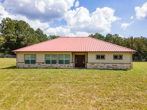 7655 County Road 2065, Crockett, TX 75835