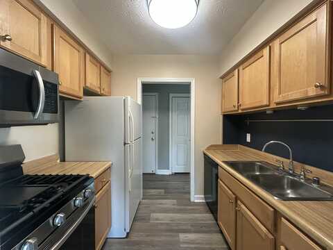 175 Malabu Drive unit: 35, Lexington, KY 40503